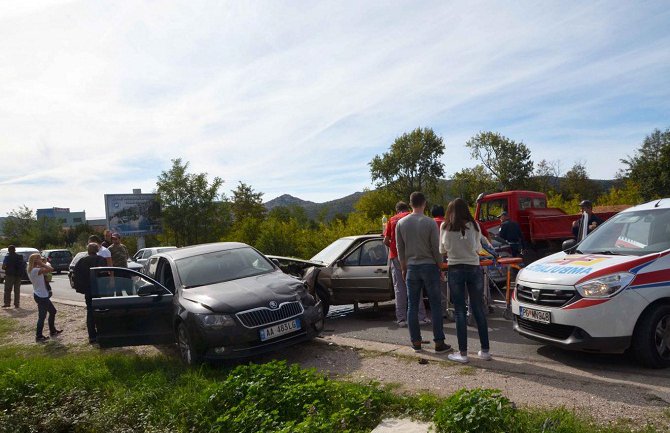 Bar: U saobraćajnoj nesreći povrijeđena jedna osoba