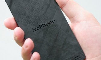 Izašao novi smartphone koji naizgled ne služi ničemu