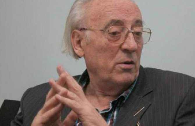 Vukadnović: Vlast ima dovoljno ruku da ostane; Kilibarda: Uklanjanje šatora greška