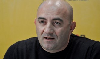 Dragišić : Niko politički ozbiljan u Srbiji se ne miješa u stvari CG