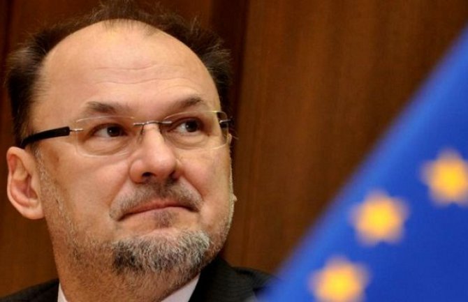 Kacin: Protesti DF-a ne mogu uticati na NATO integracije