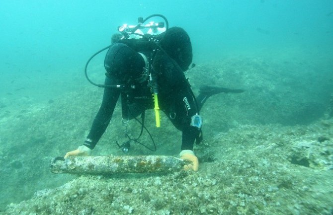 Pronađeno 6 neeksplodiranih projektila kod plaže Trsteno