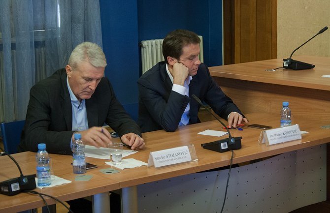 Odbor za bezbjednost osudio nasilje i odao priznanje pripadnicima MUP-a i Uprave policije