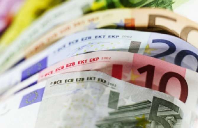 Moguće povećanje zarada u prosvjeti