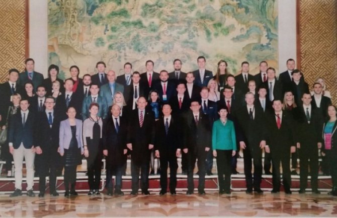 Delegacija Savjeta mladih DPS učestvovala na II forumu mladih lidera u Kini