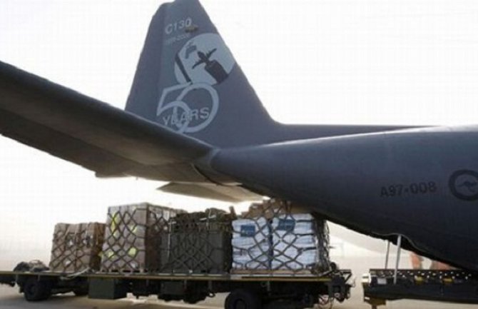 Pri padu teretnog aviona 40 ljudi izgubilo život, preživjelo jedno dijete