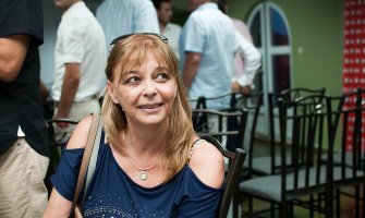 Osnovati  Alimentacioni fond za pomoć samohranim roditeljima