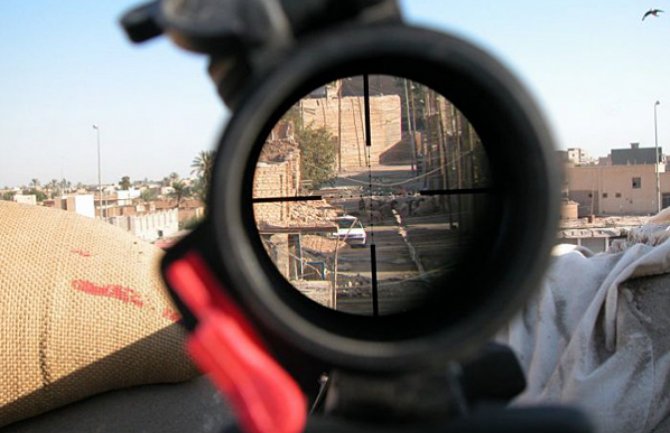 San Dijego: Muškarac puca iz snajpera, blokiran aerodrom