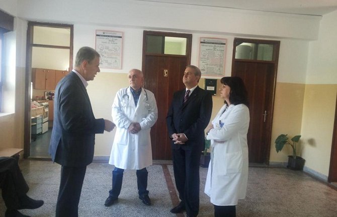 Domovi zdravlja Ulcinj i Bar osposobljeni za kvalitetno pružanje zdravstvene zaštite 