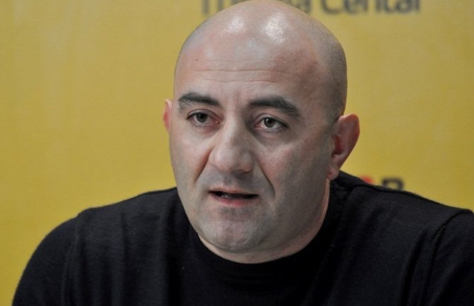 ID napadom u Parizu  pokazala koliko je snažna i opasna