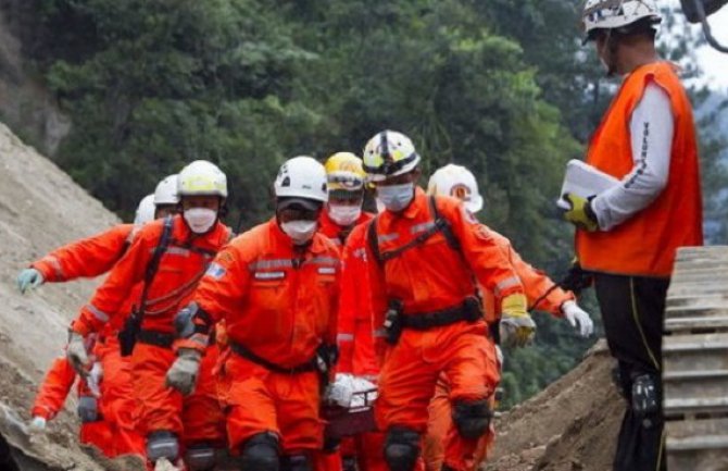 Mjanmar: U klizištu poginulo 90 ljudi
