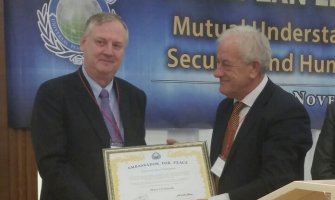 Mićo Orlandić proglašen za ambasadora mira u Tirani