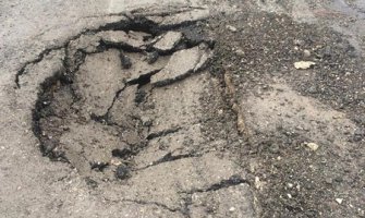 Pošaljite Cetinjanima po jedan tenk ili samohotku (Foto)