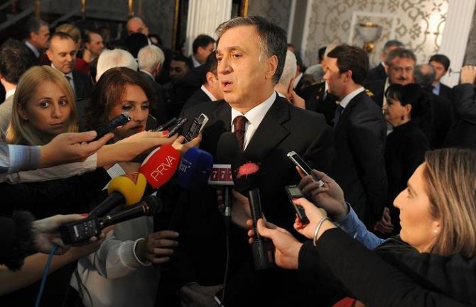 Vujanović: Crna Gora pozivom u NATO  dobija mnogo