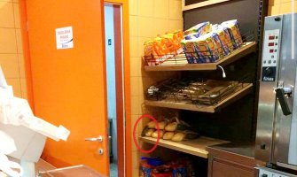 Roda se izvinila kupcima zbog pacova koji je šetao po hljebu (FOTO)