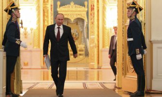 KGB obuka: Putin spreman u svakom trenutku da potegne pištolj!(VIDEO)