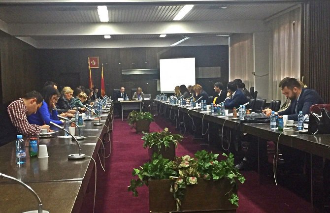 Pristupanje Crne Gore EU: Planirano donošenje 161 zakona, 654 podzakonskih akata i 29 strategija