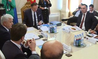 Milić:  U toku dana očekujem odgovor o prelaznoj vladi