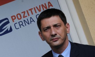  Božić  simbolizuje radost rađanje i stvaranje