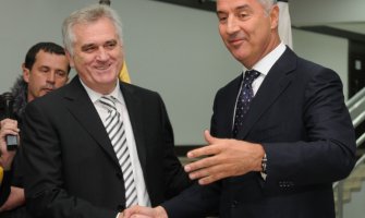 Đukanović: Bilo koja izjava ni iz Crne Gore, ni van države ne može nas pokolebati