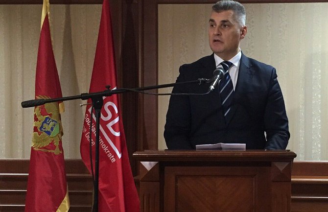 Pokretanje pitanja povjerenja Vladi prilika da se isprse oni koji su prijetili njenim obaranjem