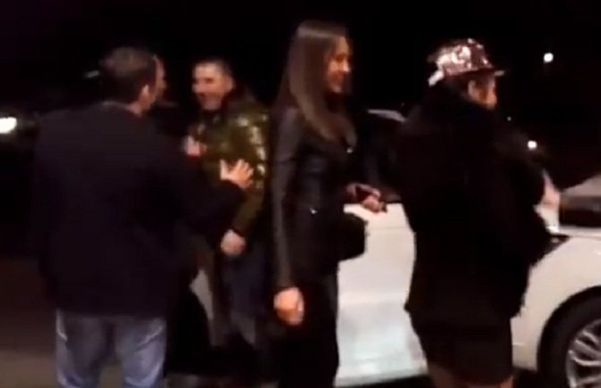 Pukla veza sa Farme: Tamara nakon poraza otišla sa Makaronom!(VIDEO)