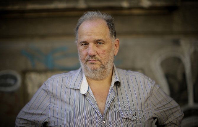 Kuljiš: U Crnoj Gori  postoji jedan političar koji, kako kaže, tako se radi