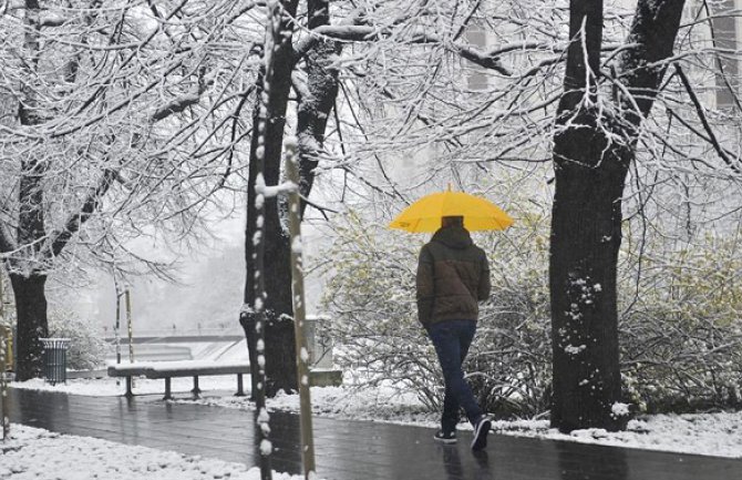 Danas pljuskovi sa grmljavinom, na sjeveru snijeg