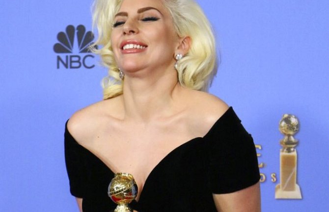 Lejdi Gaga okrznula Di Kapria, o njegovoj reakciji svi pišu(VIDEO)