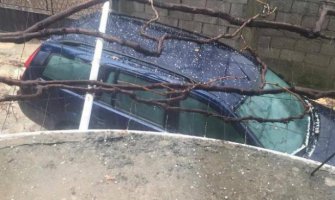 U Podgorici padao grad veličine lješnika