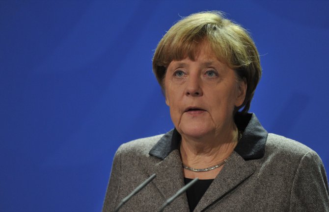 Merkel: Teroristi su neprijatelji svih slobodnih ljudi i cijelog čovječanstva
