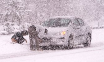 Podgoričani se jedva spasili iz sniježne mećave