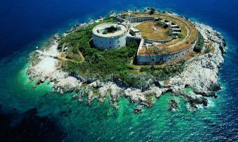 Bivši koncentracioni logor postaje luksuzno ljetovalište