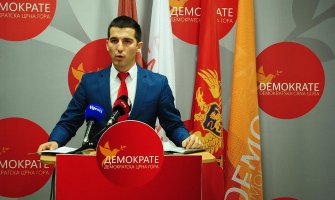 Bečić: O prelaznoj vladi odmah u ponedjeljak