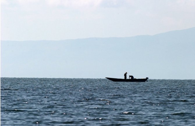 Na Skadarskom jezeru dvije osobe uhvaćene u krivolovu