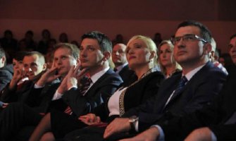 Pedeset članova EP podržali napore Pozitivne za očuvanje političke nezavisnosti i stabilnosti