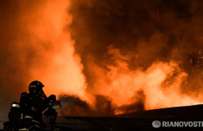 Moskva: Veliki požar u fabrici, pronađeno 13 tijela (Video)