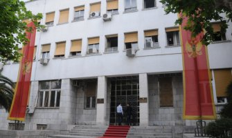 CKM: Krivokapić ne poštuje Zakon o državnim simbolima