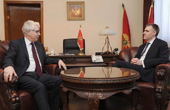 Liegis: Članstvo CG važno za stabilnost i bezbjednost Zapadnog Balkana