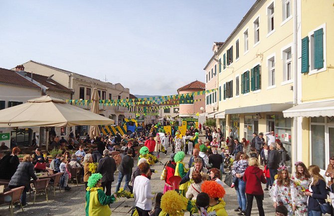 Maškaranom povorkom počinje 47. Praznik mimoze