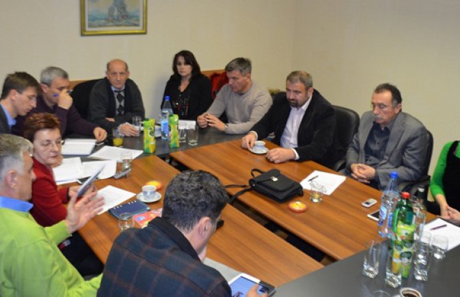 Izostavite medije iz međusobnih pregovora i kombinatorika