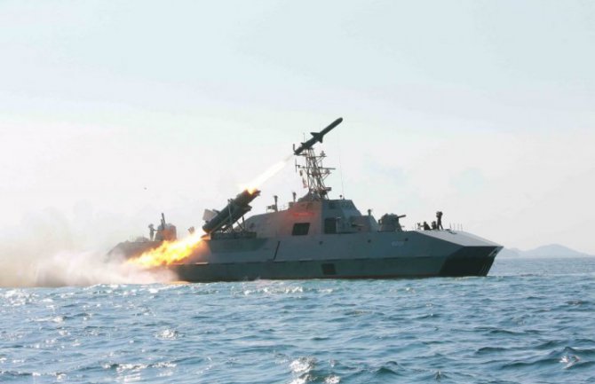 Južna Koreja i SAD počele zajedničke vojne vježbe