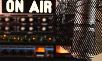 Danas je svjetski dan radija: Prilika da se podsjetimo značaja i uloge 14 lokalnih javnih emitera u Crnoj Gori