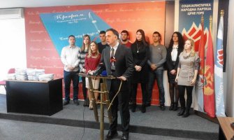 Preko 70.000 potpisa građana Crne Gore koji žele referendum o NATO-u