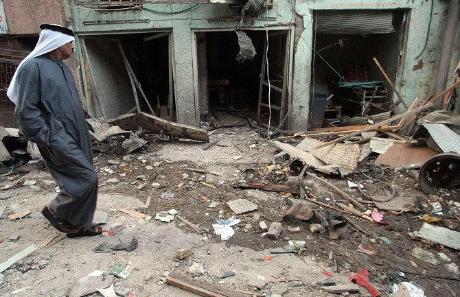 U samoubilačkom napadu na džamiju u Bagdadu 10 mrtvih