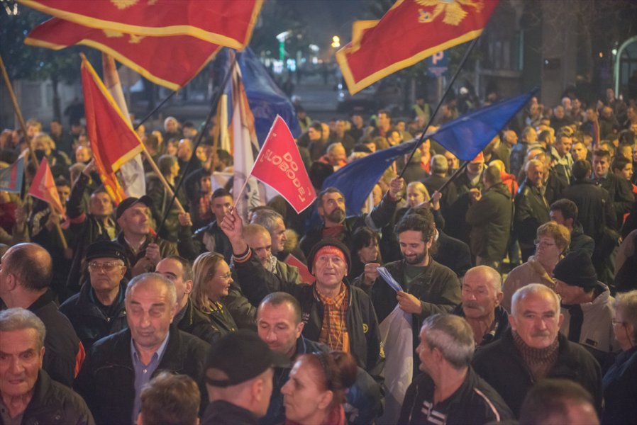 201602272144909365822644Web