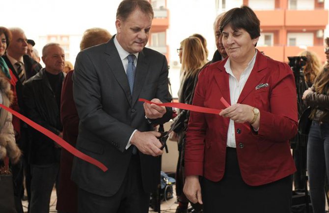 100 stanova za penzionere, uručeni ključevi 