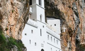 Novo čudo u manastiru Ostrog: Vjernicima se ukazao lik Svetog Vasilija