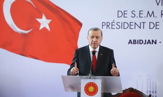 Erdogan: Turska ne zatvara vrata pred ljudima koji bježe od rata