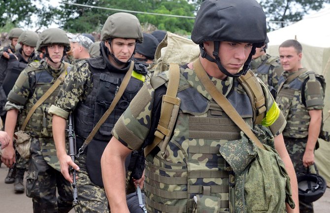 Tri vojnika poginula, pet ranjeno u istočnoj Ukrajini